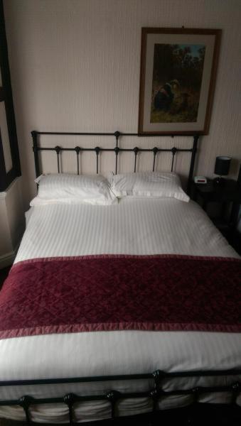 Bugle Hotel Titchfield Phòng bức ảnh